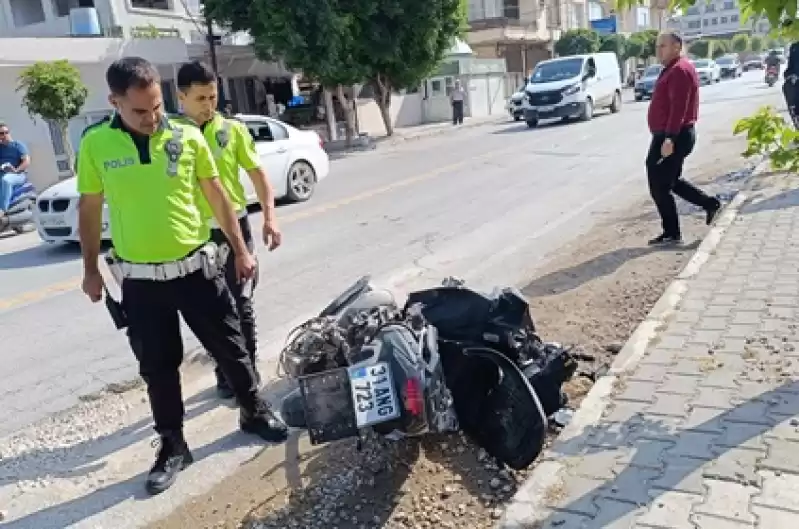 Hatay'da çarpışan 2 Motosikletin Sürücüleri Yaralandı