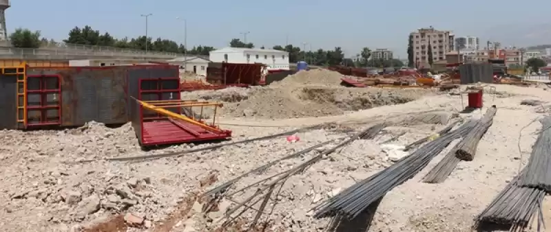 İskenderun'da Depremzedeler Için Yapımına Başlanan Konut Ve Iş Yerlerinde Inceleme