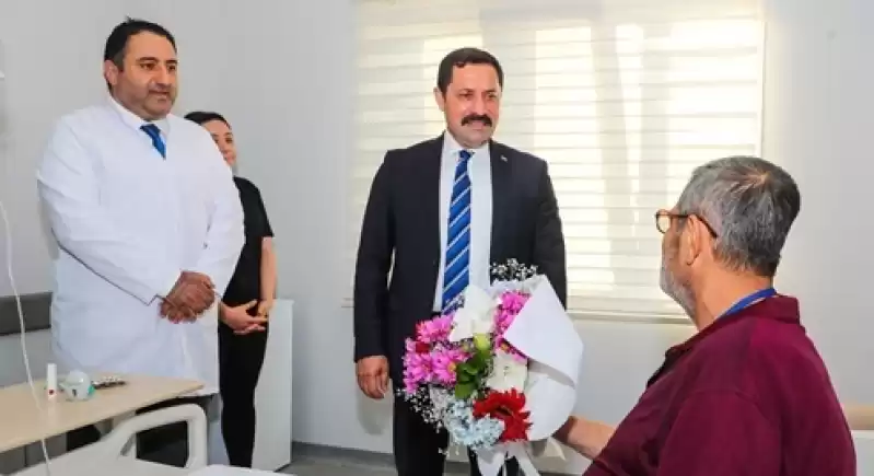 Hatay Valisi Masatlı'dan Hastanelere Bayram Ziyareti