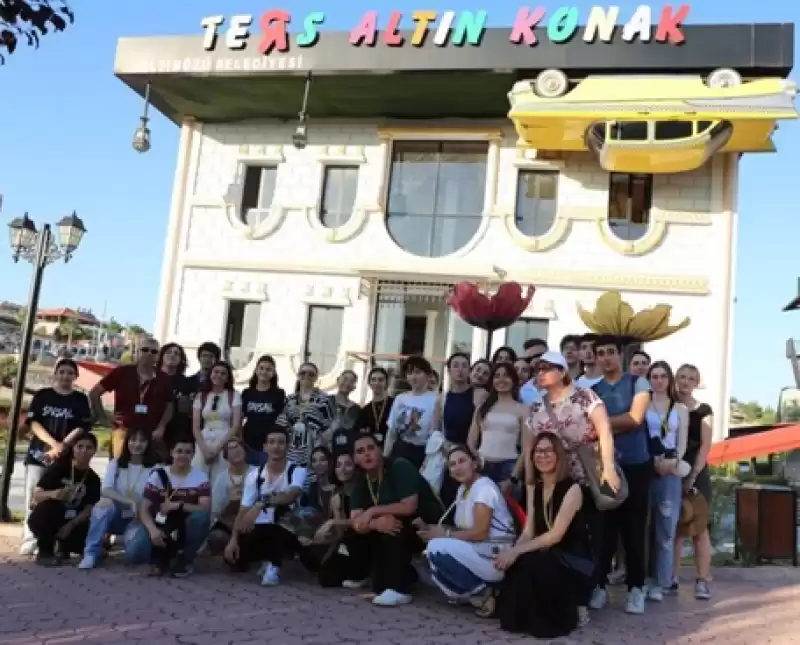 Altınözü, İtalya Ve Polonya’dan Gelen Öğrencileri Ağırladı
