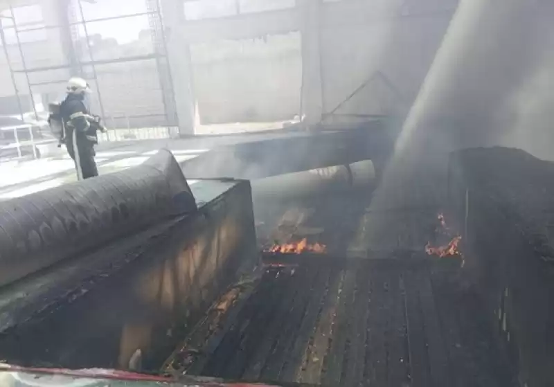 Hatay Cimnastik Salonu'nda çıkan Yangın Söndürüldü