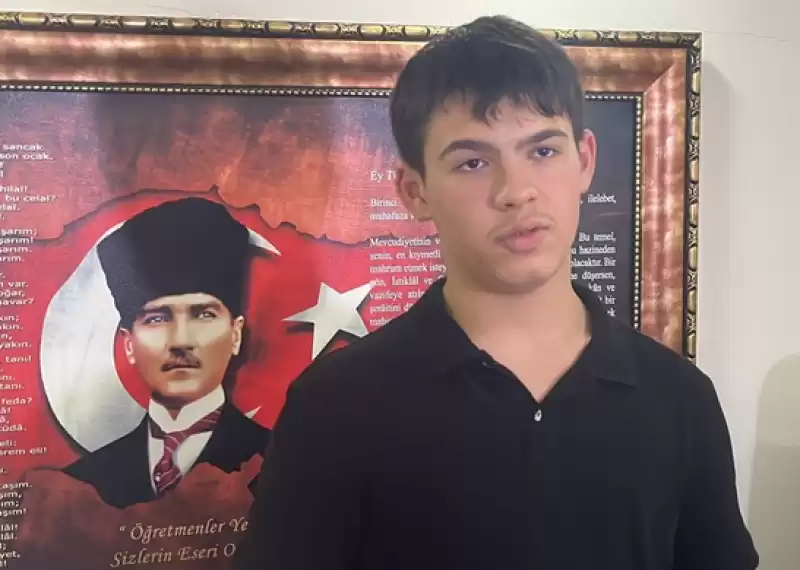 Hataylı Arda Köker, Planlı çalışarak LGS Sınavından Tam Puan Aldı  