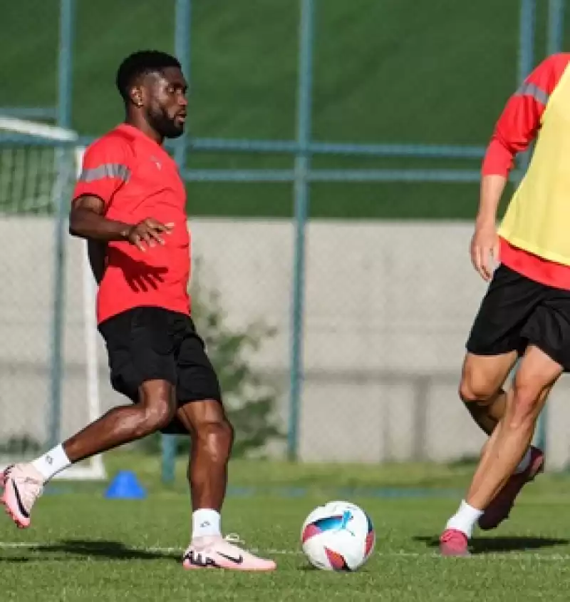 Hatayspor’da Yeni Transfer Bamgboye Idmana çıktı