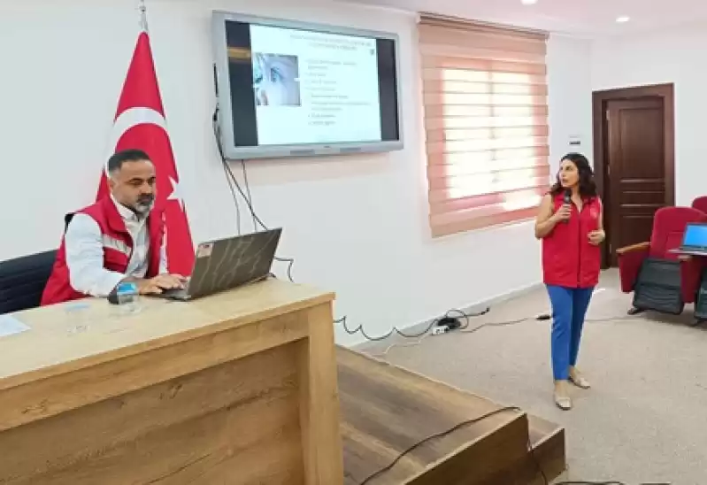 Samandağ'da Erken Yaşta Evlilikle Mücadele Semineri Düzenlendi