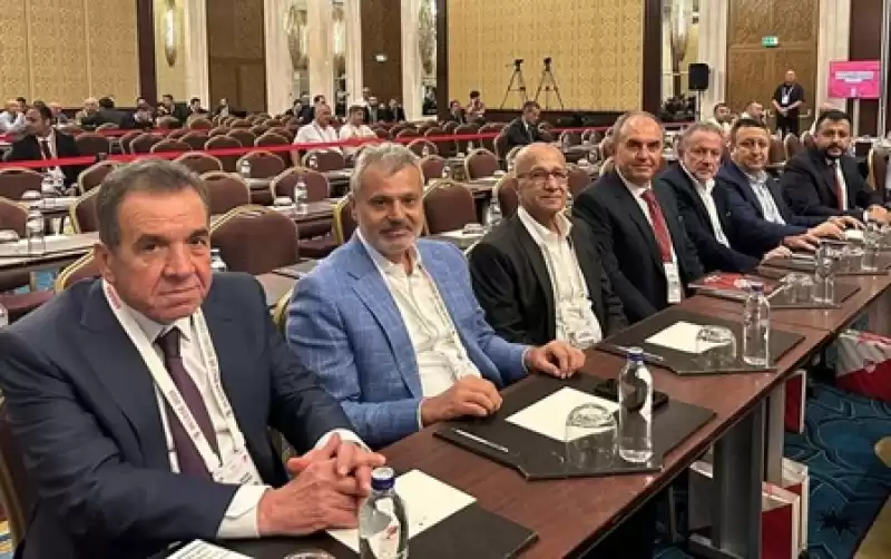 HBB Başkanı Öntürk Ve Onursal Başkan Atakaş’da TFF Seçimlerine Iştirak Etti