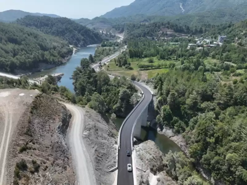 HBB’den Samandağ Dağ Köylerine Beton Asfalt