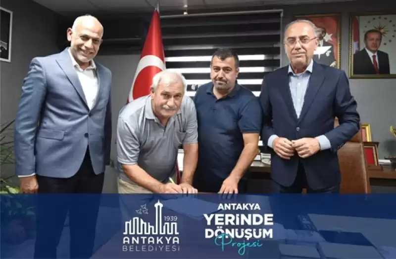 Antakya Belediyesi ‘yerinde Dönüşüm Projesi’ Kapsamında Ev Sahipleriyle Sözleşme Imzaladı