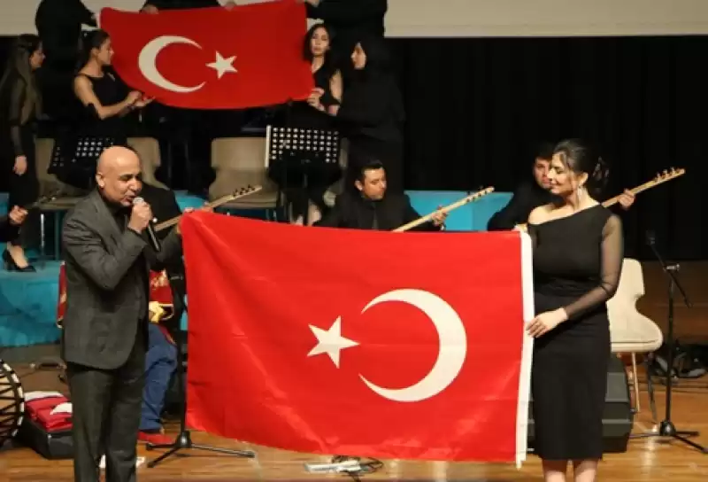 Arsuz’lu Sevilay Gökpınar Türkülerin Dünyasında Mest Ediyor