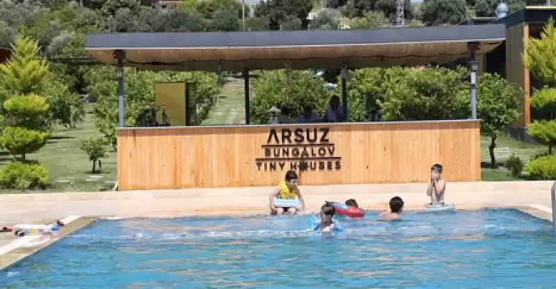 Doğu Akdeniz'in Tatil Merkezi Arsuz, Misafirlerini Yeni Tesislerinde Ağırlıyor