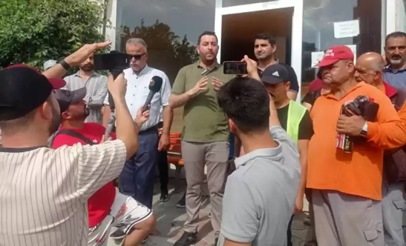 Samandağ Belediyesi, Vatandaşlarla Birlikte Temizlik Yaptı 