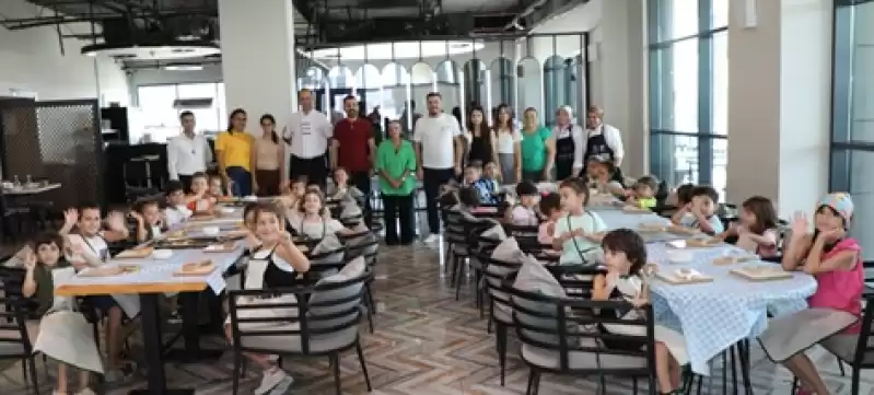 Unesco Gastronomi Evi’nden Minik öğrencilere Kömbe Atölyesi