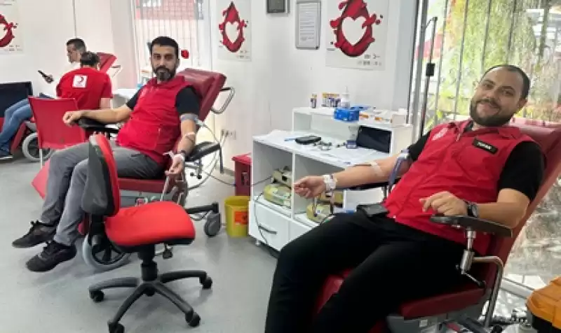 Dörtyol'da Gençlik Liderleri Kan Bağışında Bulundu