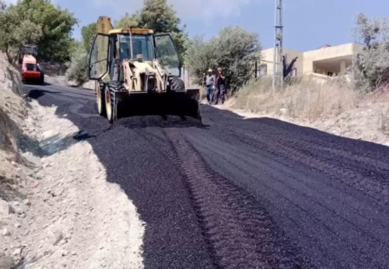 Antakya Belediyesi Beş Mahallede Asfalt çalışması Gerçekleştirdi