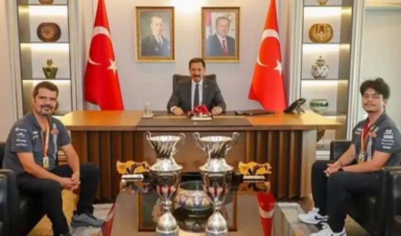 Transanatolia 2024 Raid şampiyonu Baba-oğuldan Vali Masatlı'ya Ziyaret