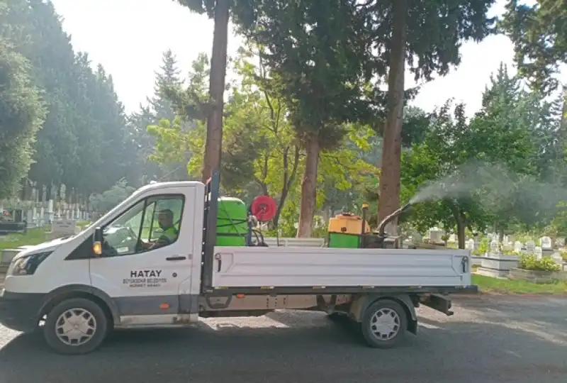 Mezarlıklarda Temizlik Ve Ilaçlama çalışması