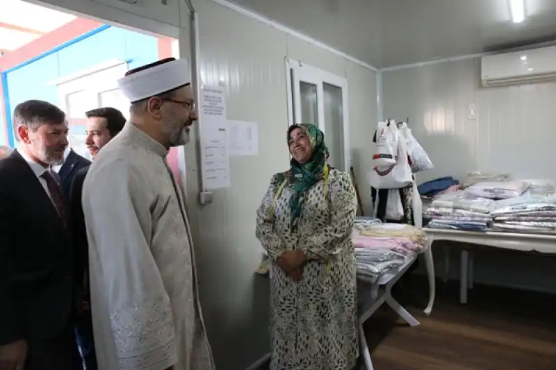 Diyanet İşleri Başkanı Erbaş Hatay'da Ziyaretlerde Bulundu