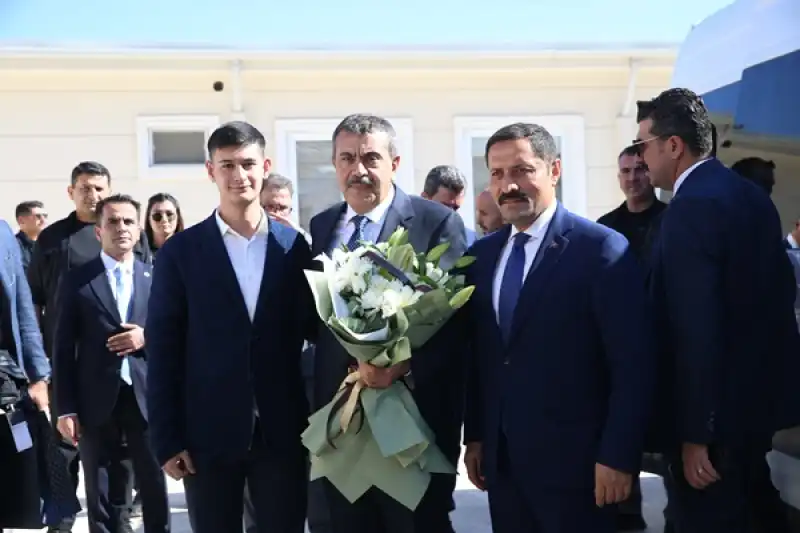 Milli Eğitim Bakanı Tekin, Hatay'da