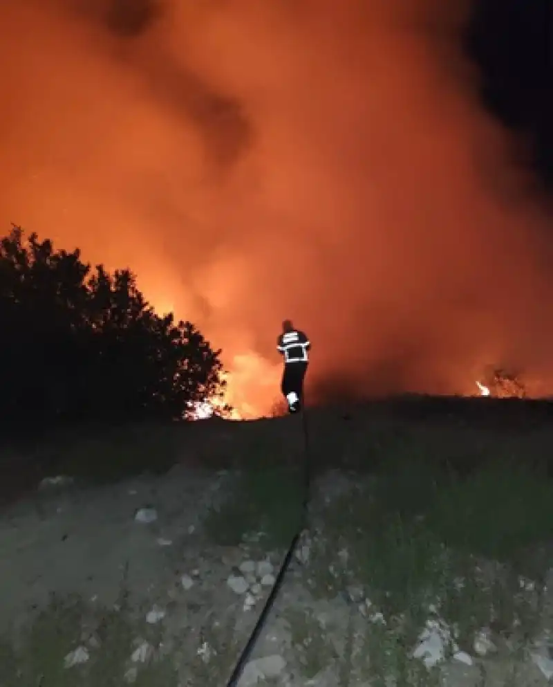 Antakya Serinyol'da çıkan Orman Yangını Söndürüldü