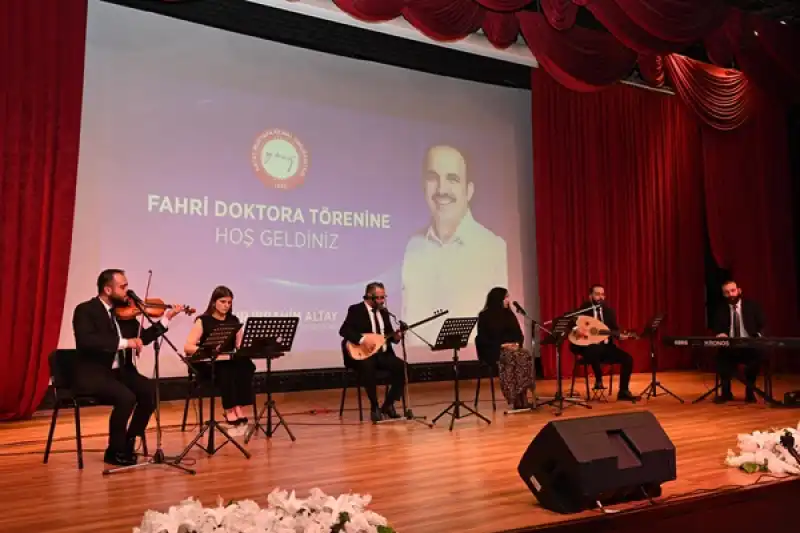 HMKÜ Senatosu’nun Fahri Doktor Unvanı Başkan Uğur İbrahim Altaya