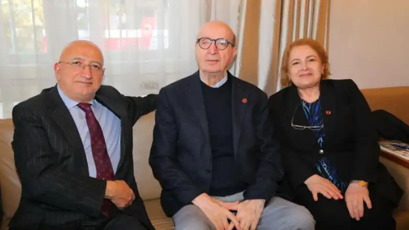 TGC Önceki Başkanı Turgay Olcayto Türkiye Gazeteciler Cemiyeti Ziyaret Etti