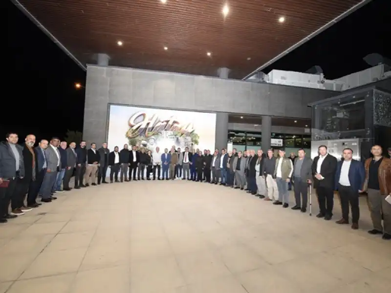 Başkan Yapar Mahalle Muhtarlarıyla Bir Araya Geldi