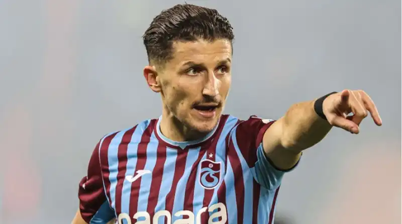 Hatayspor, Trabzonspor’da Kadro Dışı Kalan Enis Bardhi’yi Bu Kez Bitirmek İstiyor