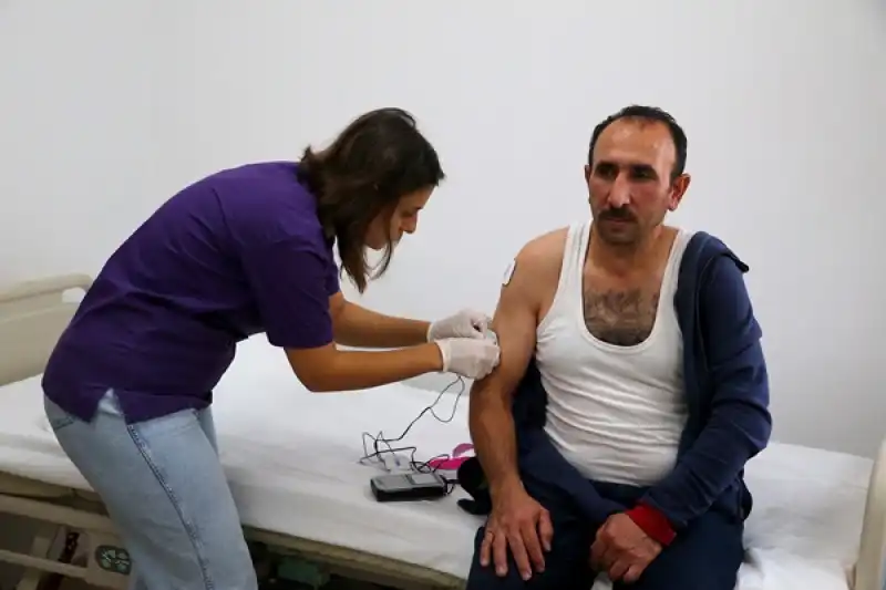 Hatay'daki Merkez Hastalara Fizik Tedavi Ve Psikolojik Destek Imkanı Sağlıyor