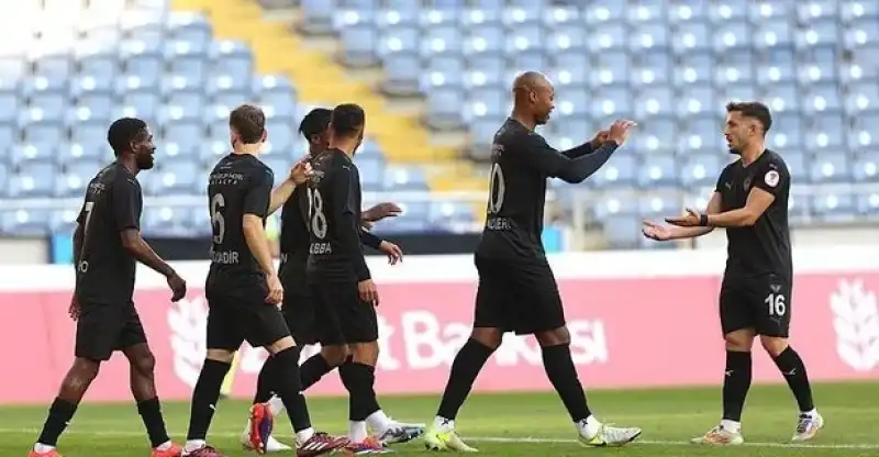 Hatayspor Farklı Turladı 5-0