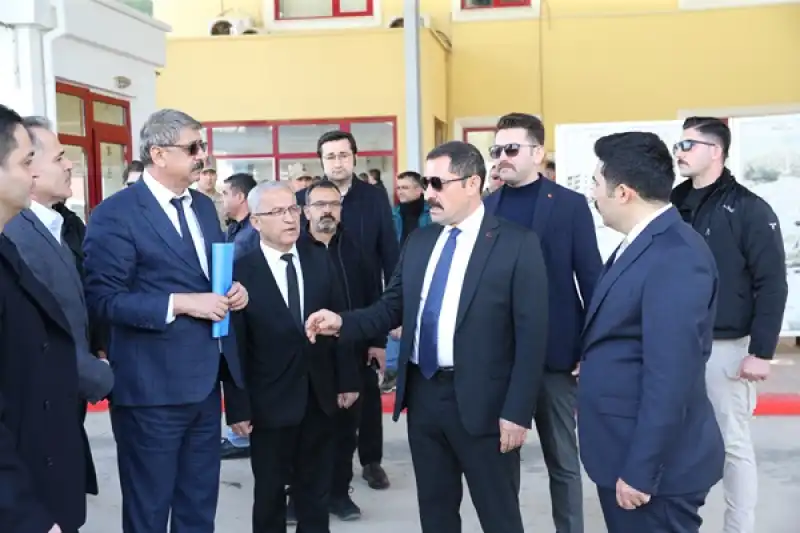 Hatay Valisi Masatlı'dan Suriyelilerin ülkesine Döndüğü Sınır Kapılarında Inceleme