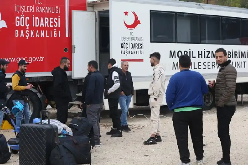 Suriyeliler ülkelerine Dönmek Için Hatay'daki 3 Sınır Kapısını Kullanıyor