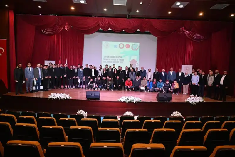 Üç Gün Süren Panele Tarihçiler Damga Vurdu