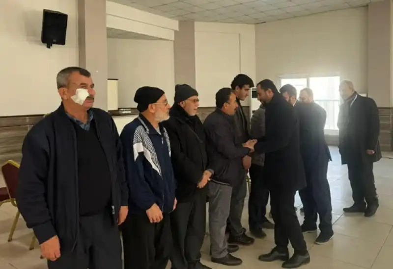 Umre Yolcuları Dualarla Uğurlandı
