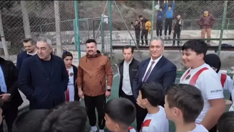 Samet Aybaba Futbolcu Adaylarıyla Moral Verdi 