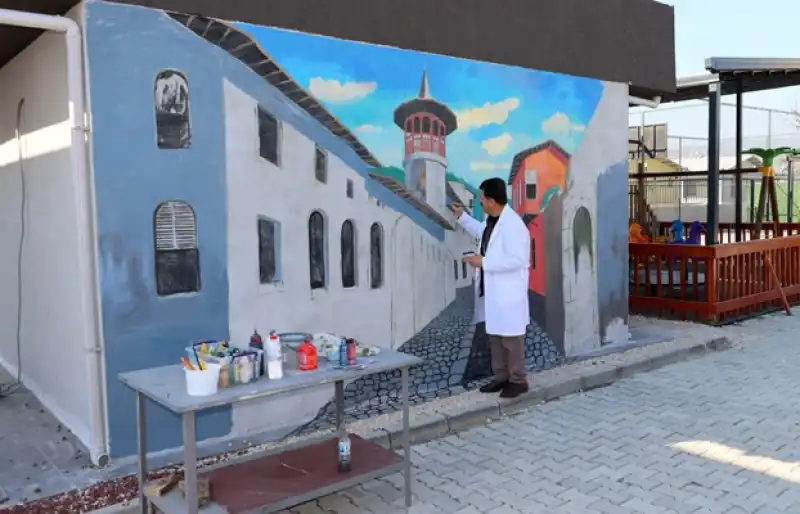 Eski Antakya, Yusuf Altunay’ın Fırçasından Duvara Taşındı
