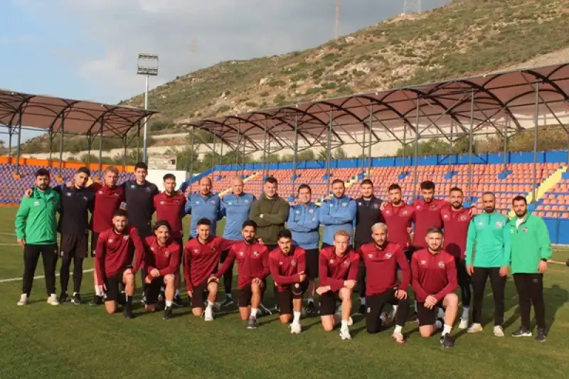 İskenderun Spor Fuat Tosyalı Stadında Ilk Idmanını Yaptı