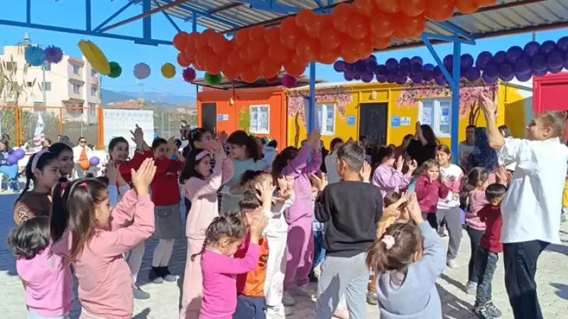 Samandağ'da çocuk şenliği Düzenlendi