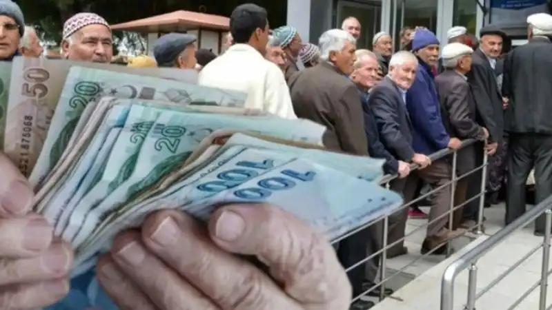Emeklilerin Zam Farkı Ödemeleri İçin Tarih Belli Oldu