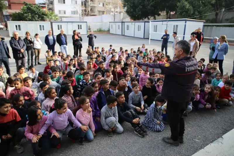 HBB İtfaiyesi’nden Minik öğrencilere Yangın Eğitimi 