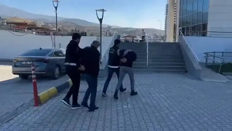 Hatay İskenderun’da Aranan Şahıslar Yakalandı