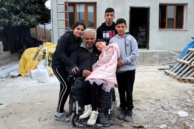 Depremde Annelerini Kaybeden Vahide Ve Kardeşlerinin Ev Hayali Gerçek Oluyor