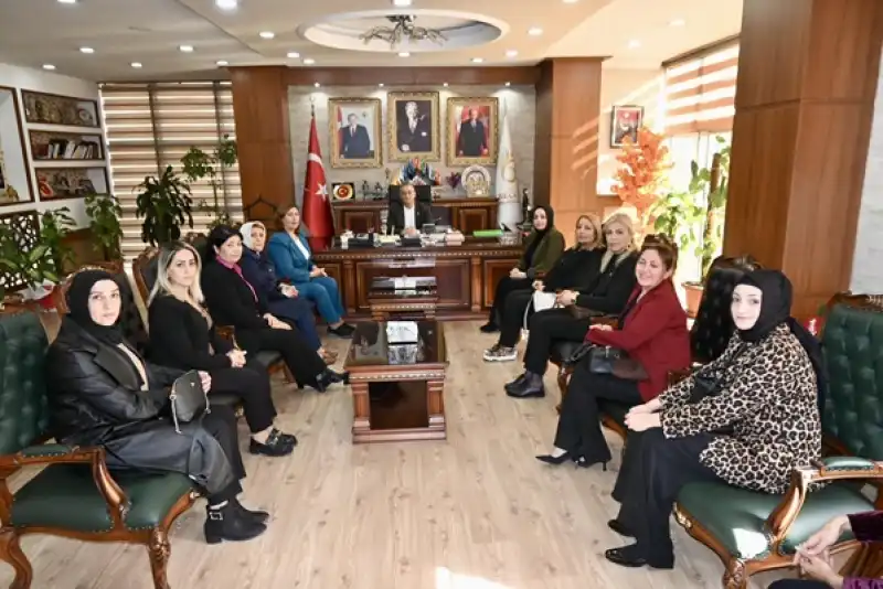 Başkan Gül, MHP KAÇEP İl Ve İlçe Başkanlarını Ağırladı 