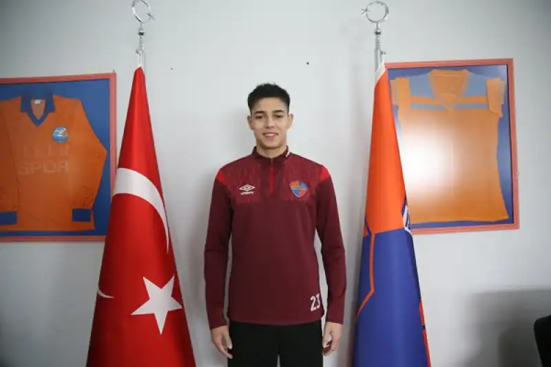 İskenderunspor'un Galatasaray’dan Transferi Berat, Kendini Geliştirmek Istiyor