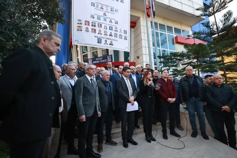 Muhasebeci Ve Mali Müşavirler, Depremde Kaybettiği Meslektaşlarını Hatay'da Andı