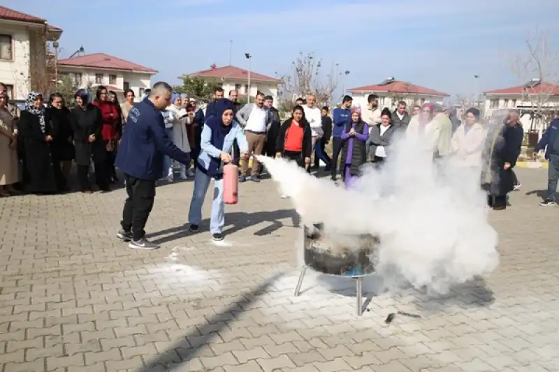 İtfaiyeden Sevgi Evlerinde Yangın Tatbikatı