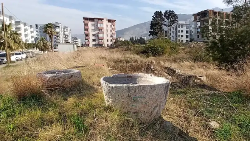 Antik Zeytinyağı Fabrikası Kaderine Terk Edildi!