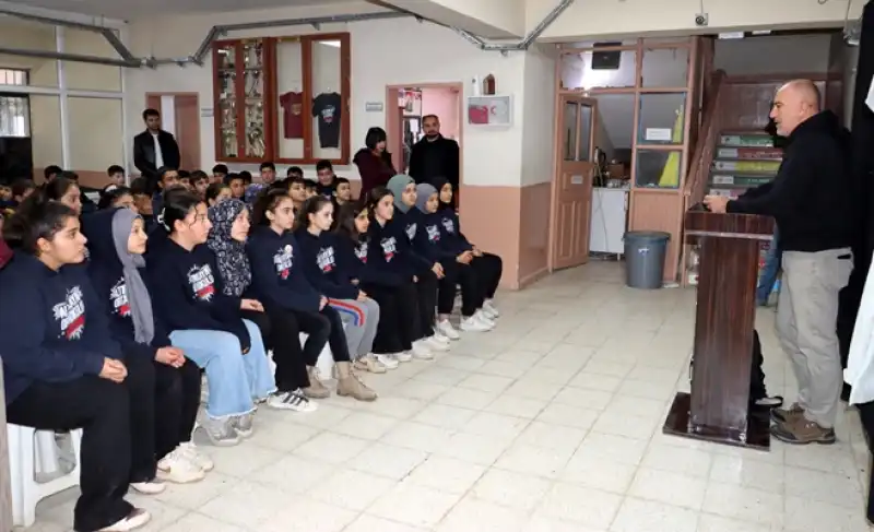 Altınkaya Ortaokulu’nda Gazetecilik Üzerine Söyleşi