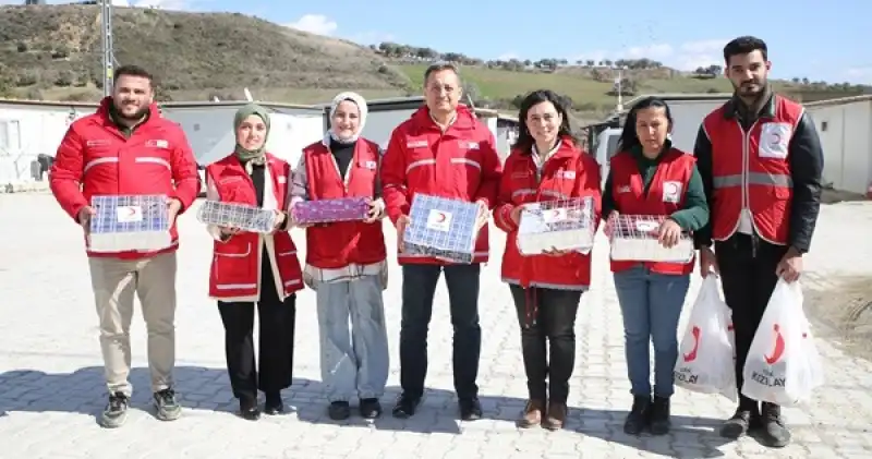 Türk Kızılay Hatay'da öksüz Ve Yetim çocuklara Oyuncak Dağıttı