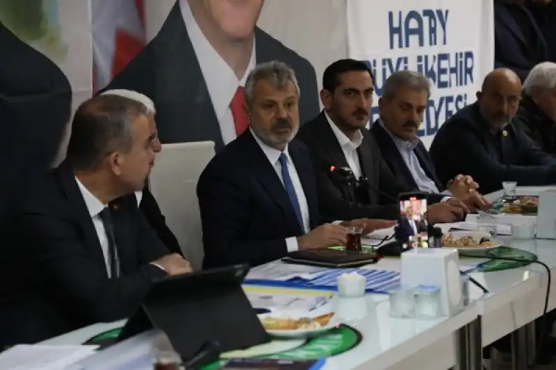 Öntürk, Kırıkhan’da Muhtarlarla Istişare Etti
