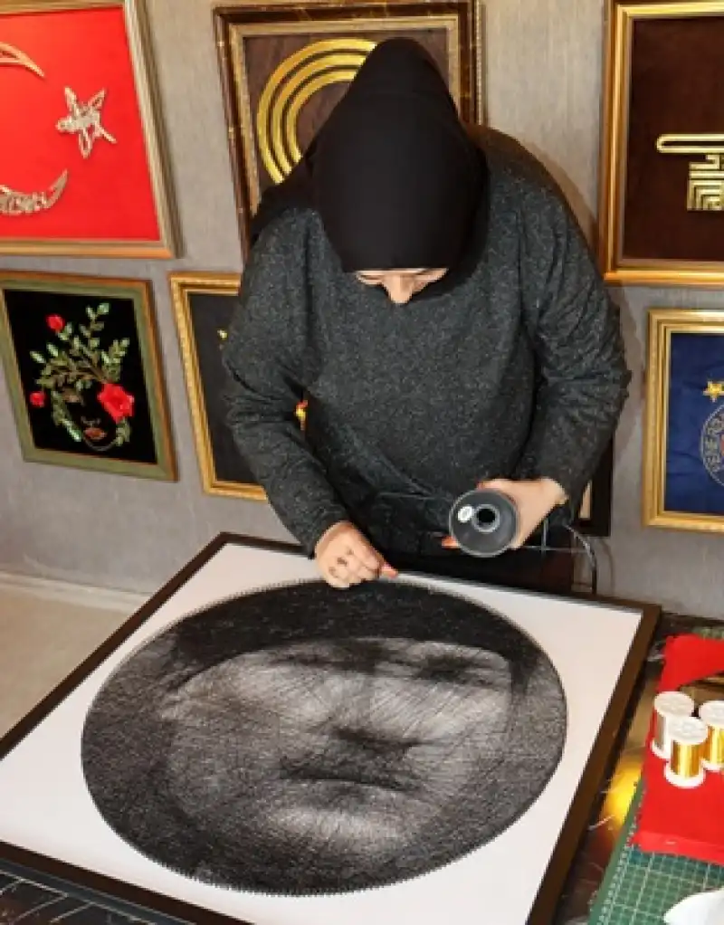 String Art Sanatıyla Göz Kamaştırıcı Portreler