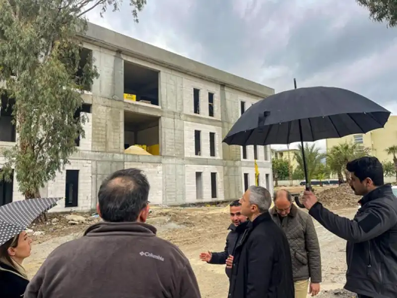 Rektör Eren 5 Bin Öğrenci Kapasiteli Antakya MYO İnşaatını İnceledi